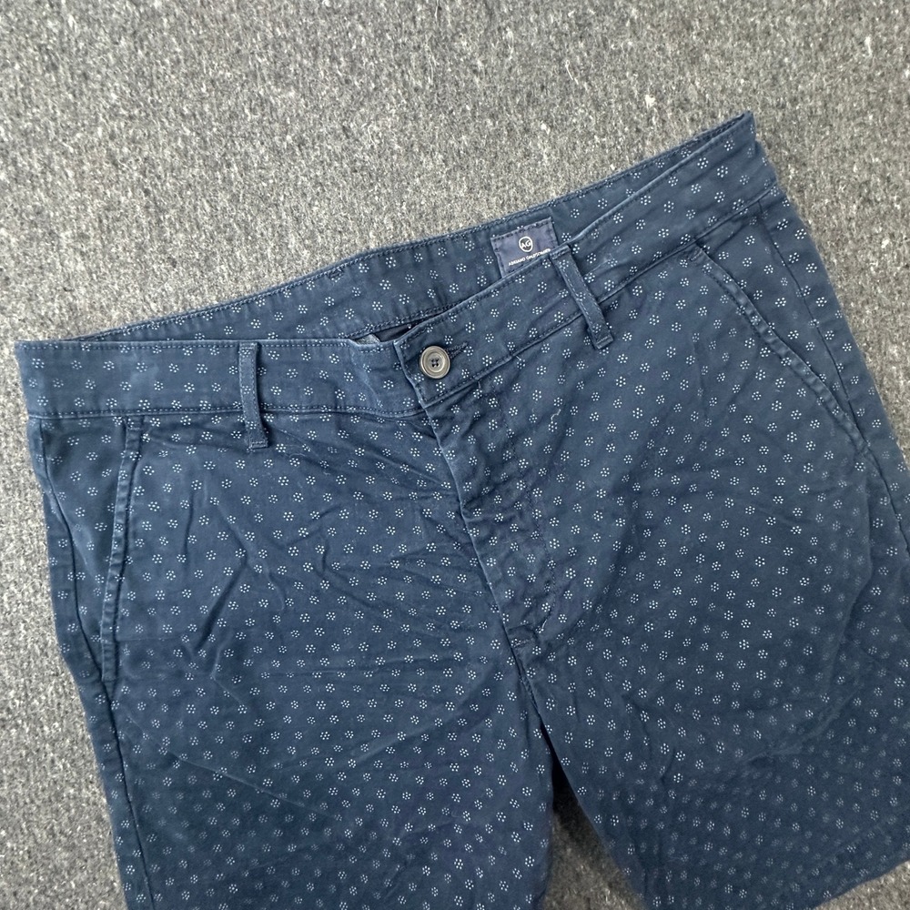 AG Adriano Goldschmied The Wanderer Shorts Mens 33 Navy Blue Diamond Micro Print